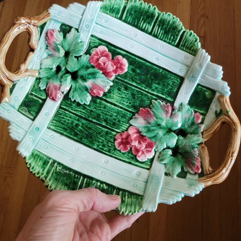 RARE! Vintage Majolica Mottahedeh Ceramic Serving Plate